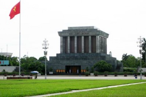 Tour Du Lịch Sài Gòn - Miền Trung - Miền Bắc ( Núi Yên Tử) 10 Ngày 9 Đêm